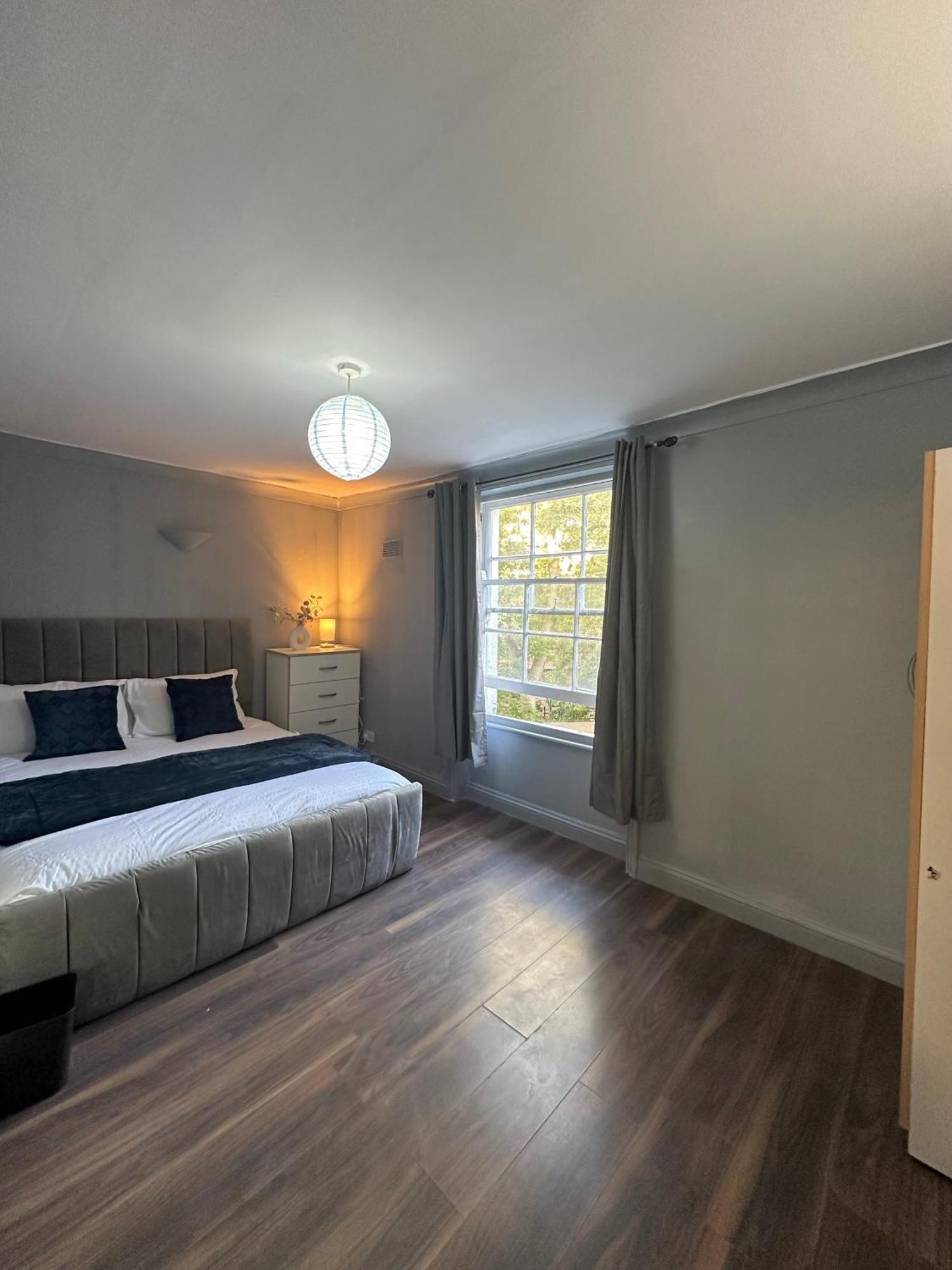 Luxury Room In A 4 Bedroom Flat! 4 Minutes Walk To Kingscross, St Pancras London Kültér fotó