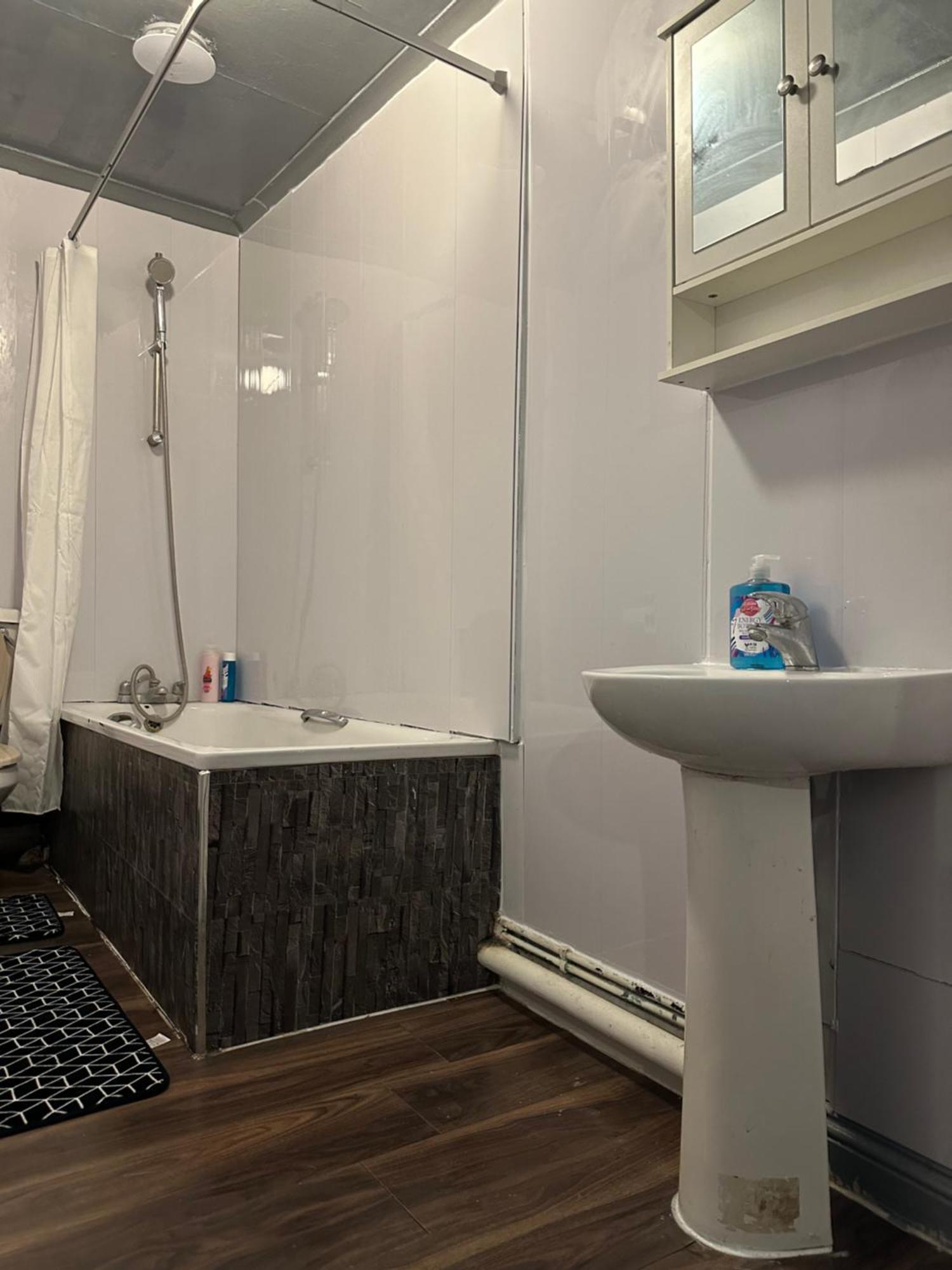 Luxury Room In A 4 Bedroom Flat! 4 Minutes Walk To Kingscross, St Pancras London Kültér fotó