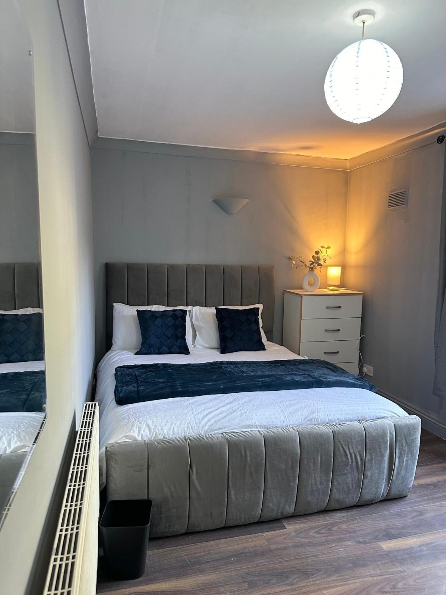 Luxury Room In A 4 Bedroom Flat! 4 Minutes Walk To Kingscross, St Pancras London Kültér fotó