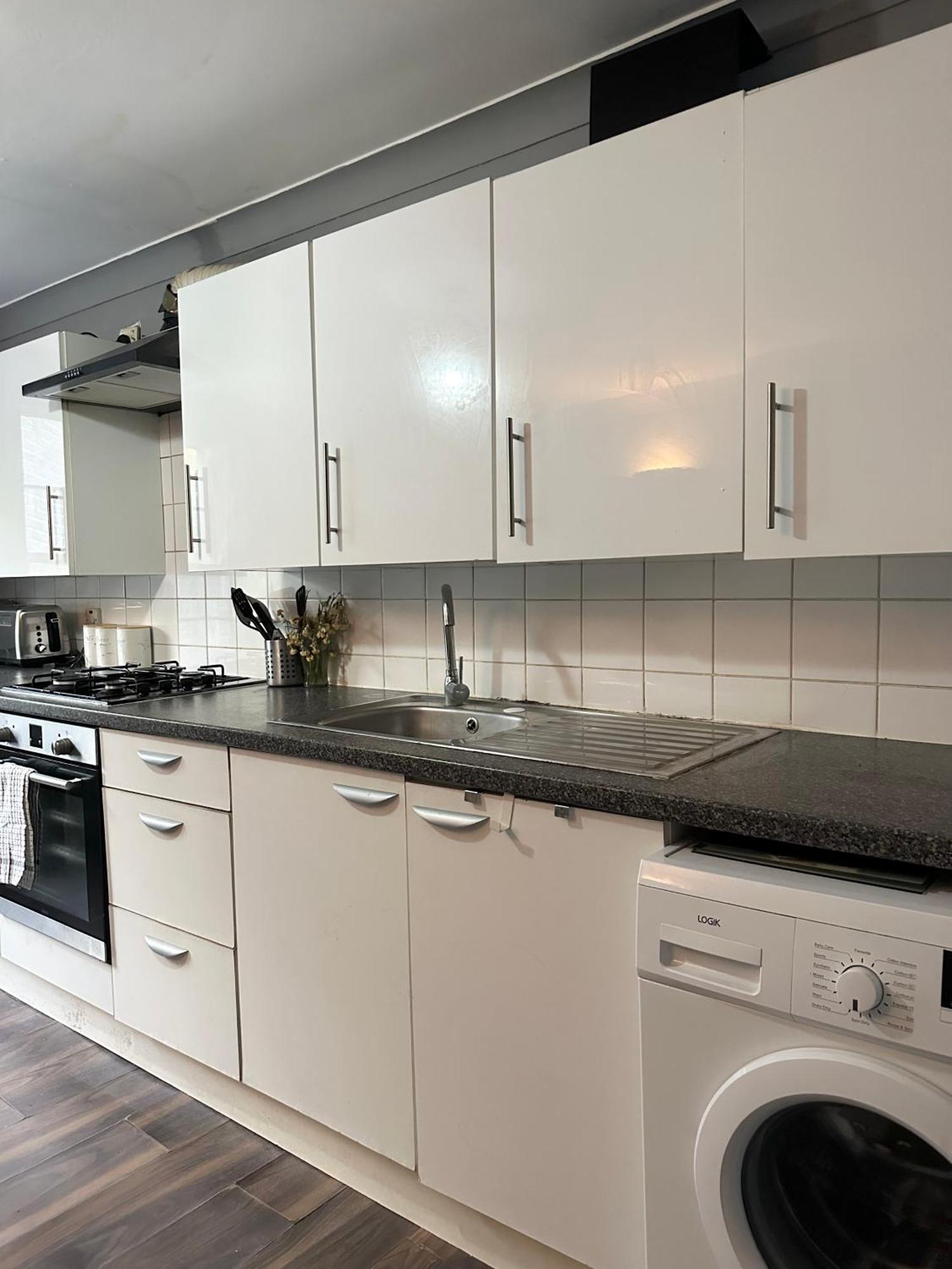 Luxury Room In A 4 Bedroom Flat! 4 Minutes Walk To Kingscross, St Pancras London Kültér fotó