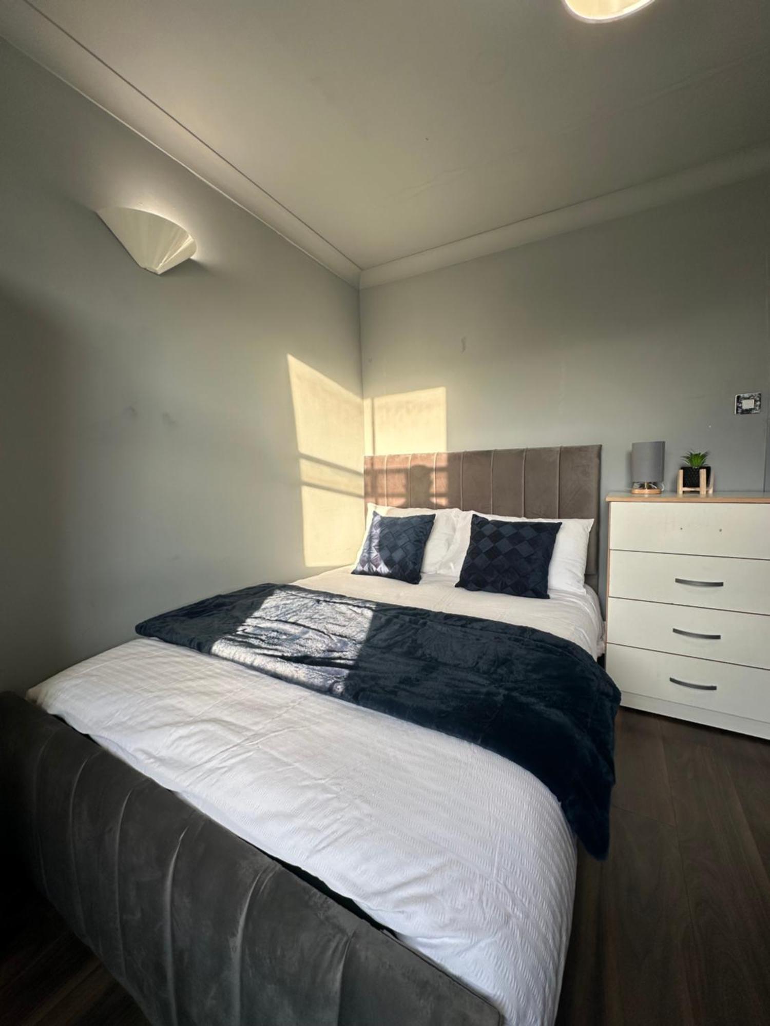 Luxury Room In A 4 Bedroom Flat! 4 Minutes Walk To Kingscross, St Pancras London Kültér fotó