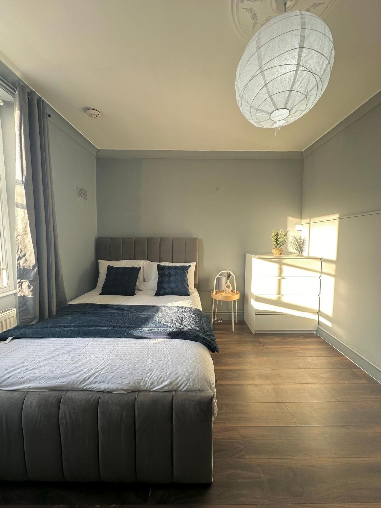 Luxury Room In A 4 Bedroom Flat! 4 Minutes Walk To Kingscross, St Pancras London Kültér fotó