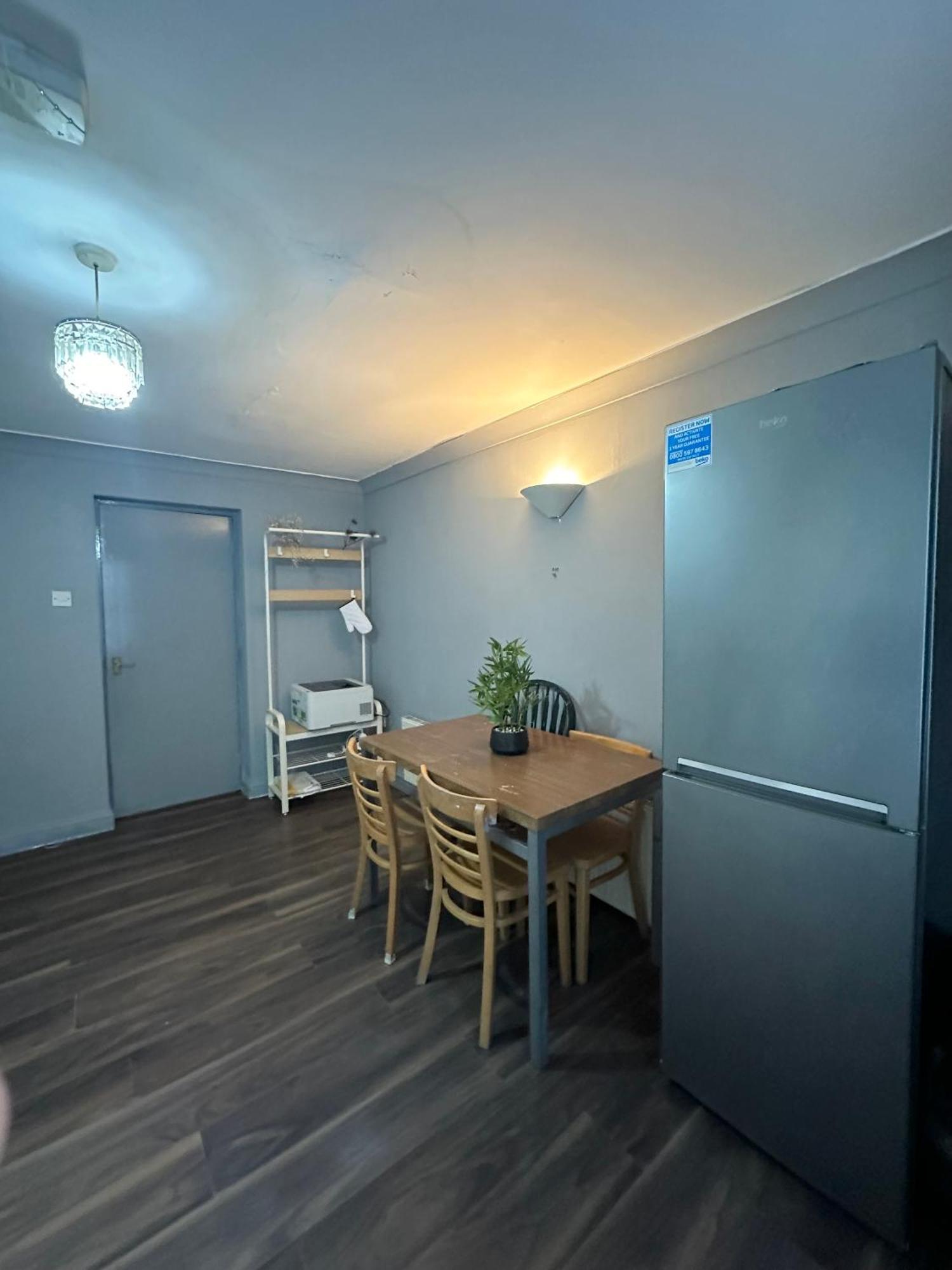 Luxury Room In A 4 Bedroom Flat! 4 Minutes Walk To Kingscross, St Pancras London Kültér fotó