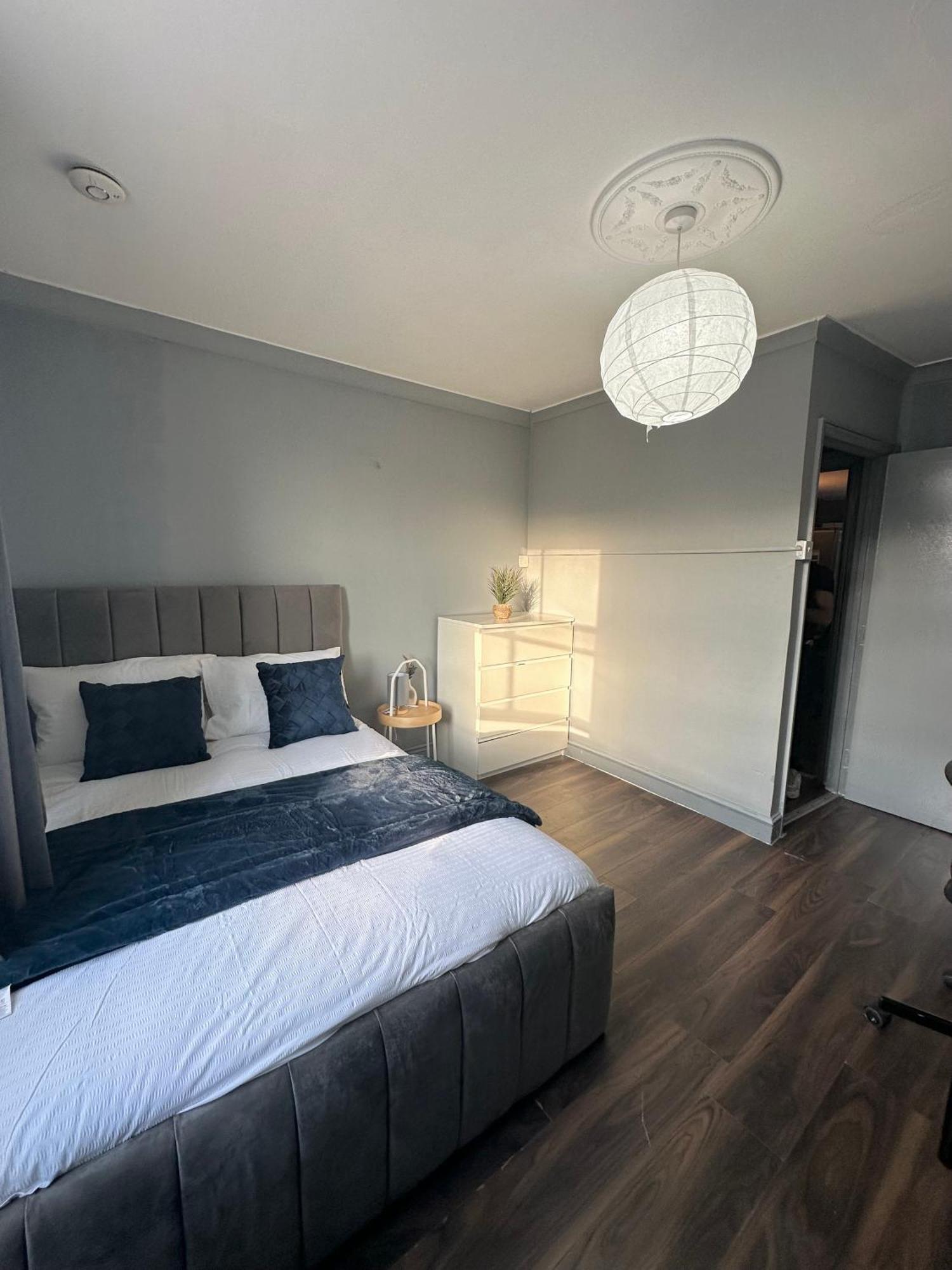 Luxury Room In A 4 Bedroom Flat! 4 Minutes Walk To Kingscross, St Pancras London Kültér fotó